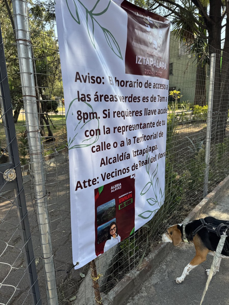 bfoshh's tweet photo. Alguien me puede decir porque la @Alc_Iztapalapa permite que se cierren las áreas verdes públicas? Y no hacen nada? @ClaraBrugadaM @GobCDMX na https://t.co/ImhRCvTelD