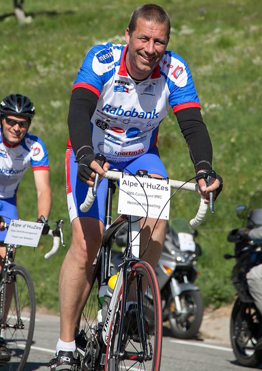 BIGChallenge (@bigchallenges) on Twitter photo Vamdaag herdenken wij Herman Houweling die BIG Challenge is gestart in 2009. In 2010 overleed hij: wij zetten zijn acties door <a href="/alpedhuzes/">Alpe d'HuZes</a> en veel geld ophalen voor <a href="/kwf_nl/">KWFKankerbestrijding</a> ❤️💚 Vamdaag herdenken wij Herman Houweling die BIG Challenge is gestart in 2009. In 2010 overleed hij: wij zetten zijn acties door <a href="/alpedhuzes/">Alpe d'HuZes</a> en veel geld ophalen voor <a href="/kwf_nl/">KWFKankerbestrijding</a> ❤️💚