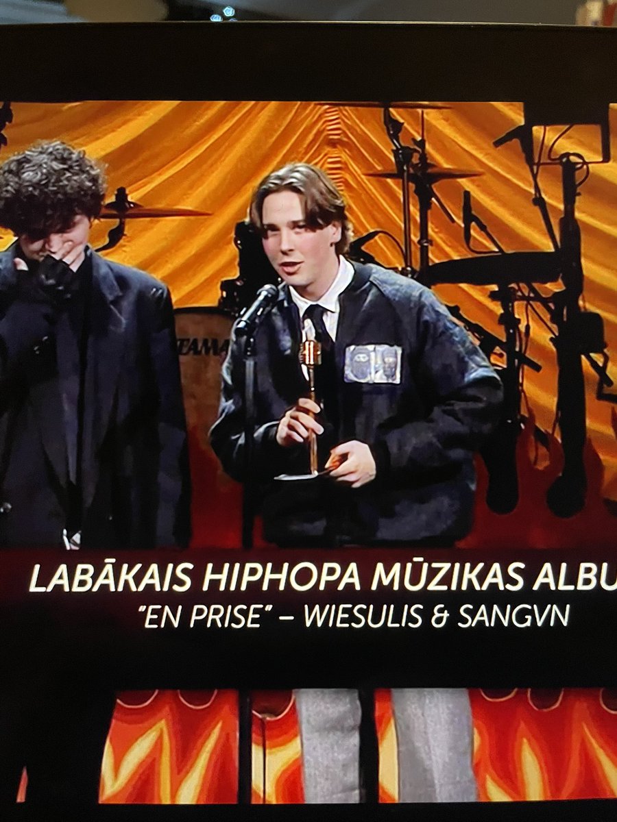 Kā iznāca "En prise", es uzreiz teicu, ka šis IR gada hip-hop albums 👌 Malači Wiesulis un Sangvn 💪🏻