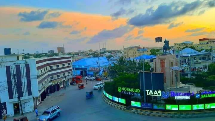 AwDeeqq's tweet photo. Muqdisho cadey🥰 https://t.co/Tqlg2oX7Rt