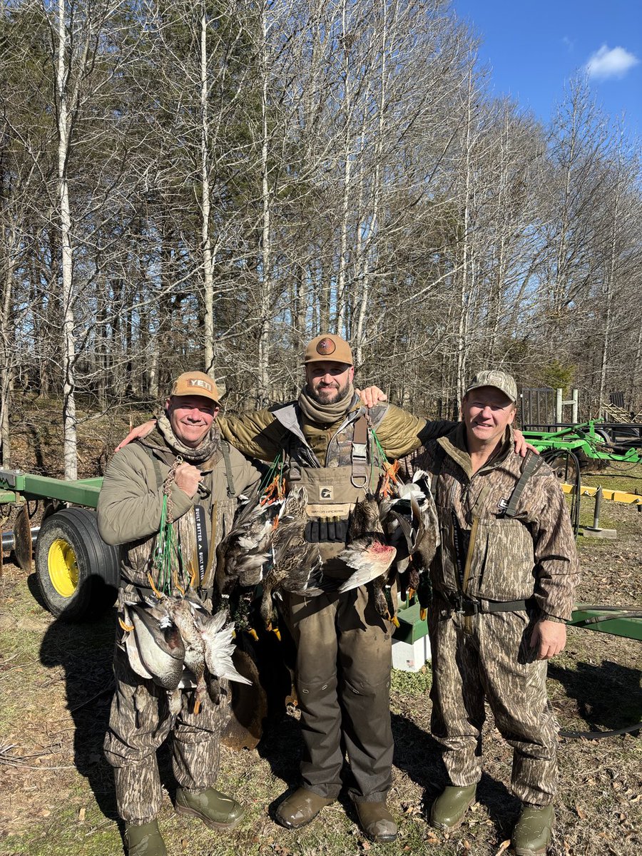 Great hunt today with the boys at the farm!! 🦆🦆
