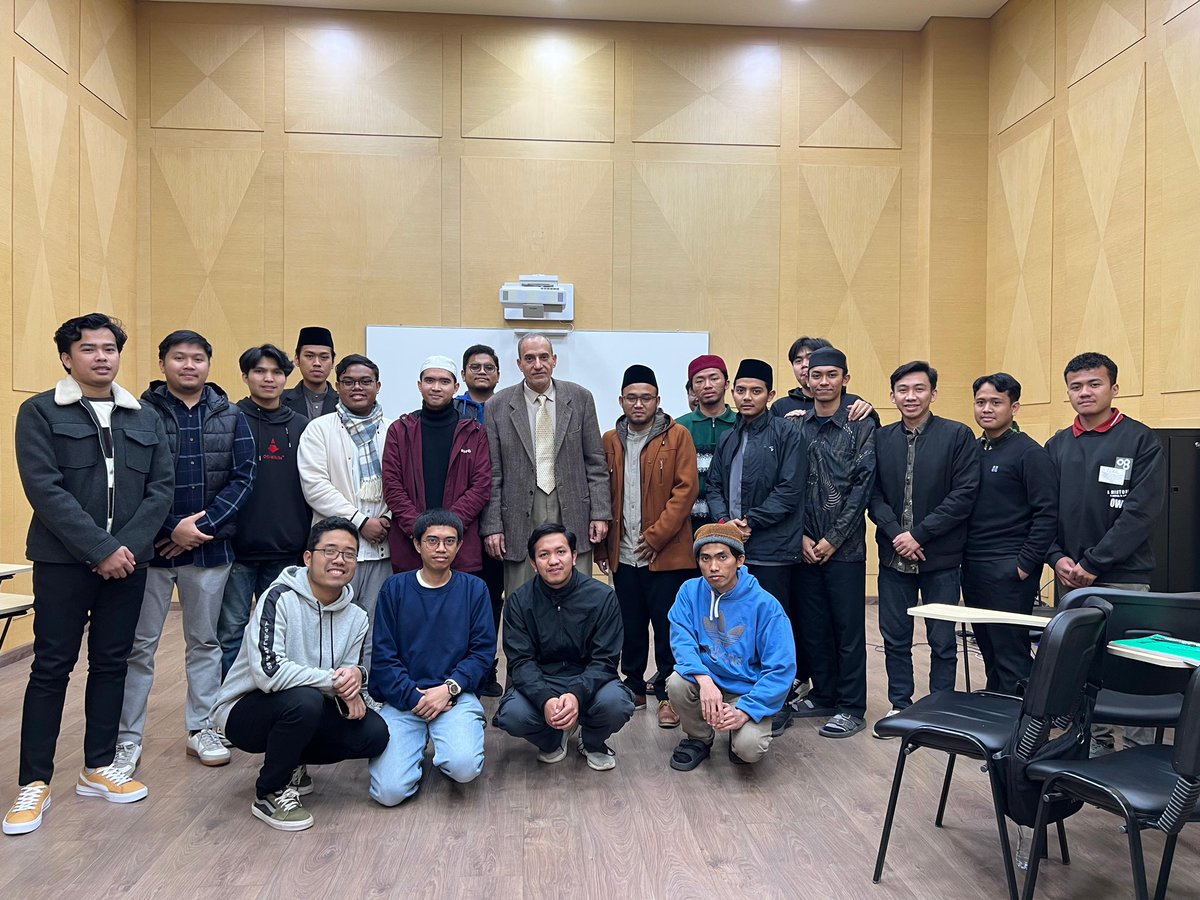 Hari terakhir bersama Dr. Mahmud Abd Jawwad dan Dr. As’ad al-Kafrawi di Akademi Fatwa yang diadakan Oleh PPMI Mesir✨