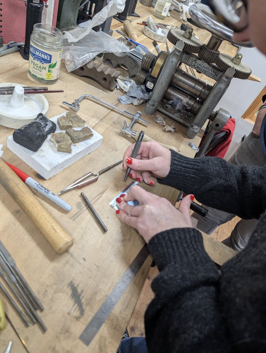 Wanting to try something new? Learn how to make your own rings. Book a jewellery class with me in Tayport. #jewelleryclass #ringmaking