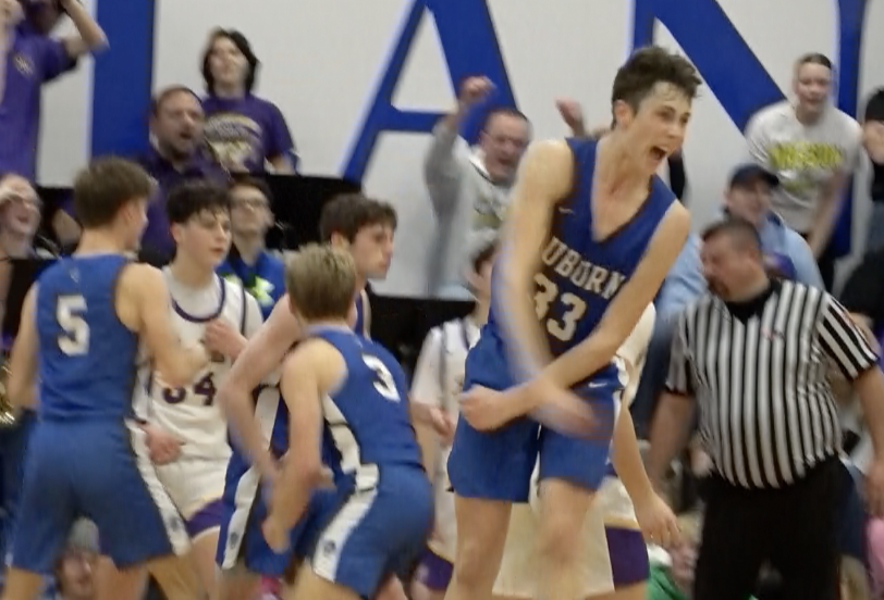 Channel1450com's tweet photo. PREMIUM - Radio Call: Auburn Basketball Wins Battle With Williamsville For County Title

Over 12 minutes of video highlights from the 2025 Sangamon County championship game combined with the Sportsradio1450 radio call.
 https://t.co/4B5BuUuIxV https://t.co/Whw60l7AHQ