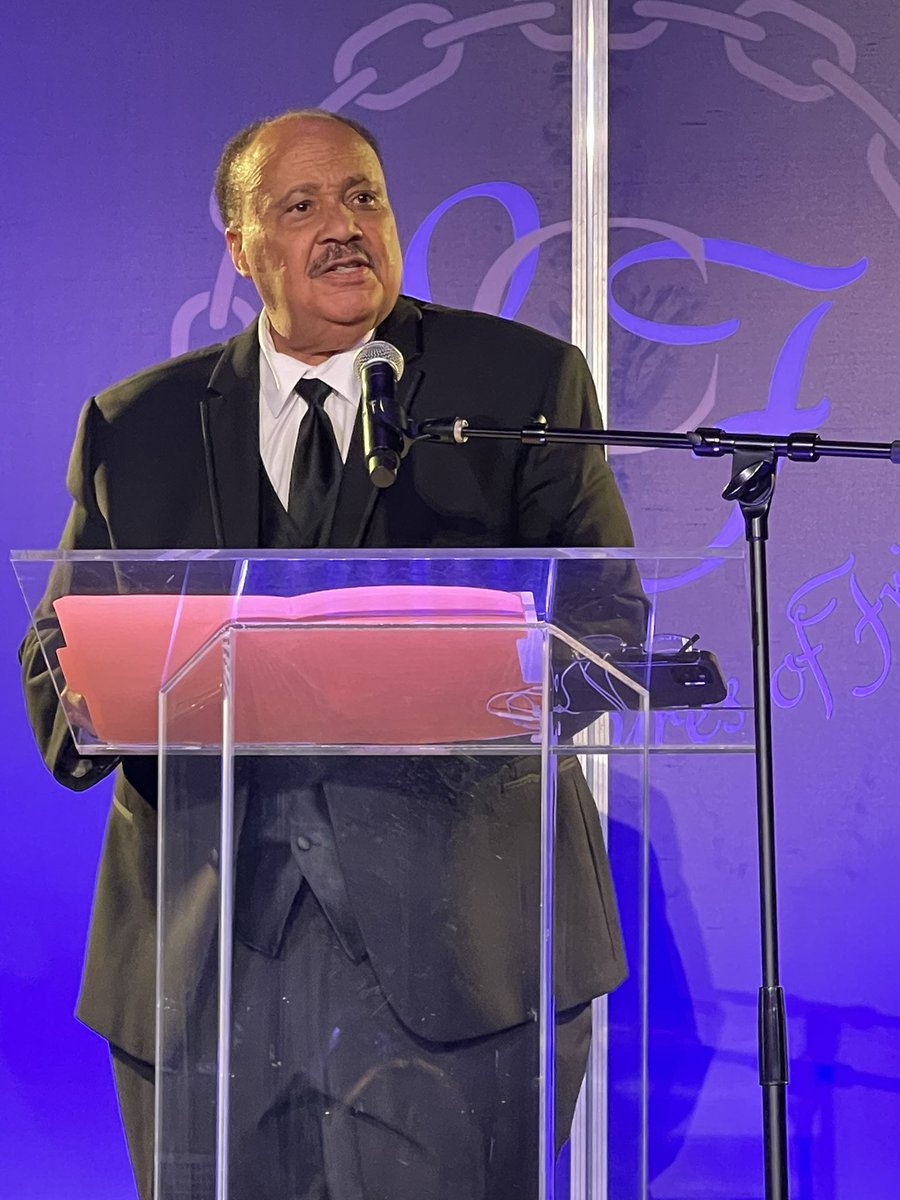 Senior Pastor Dono W. Pelham tweet media