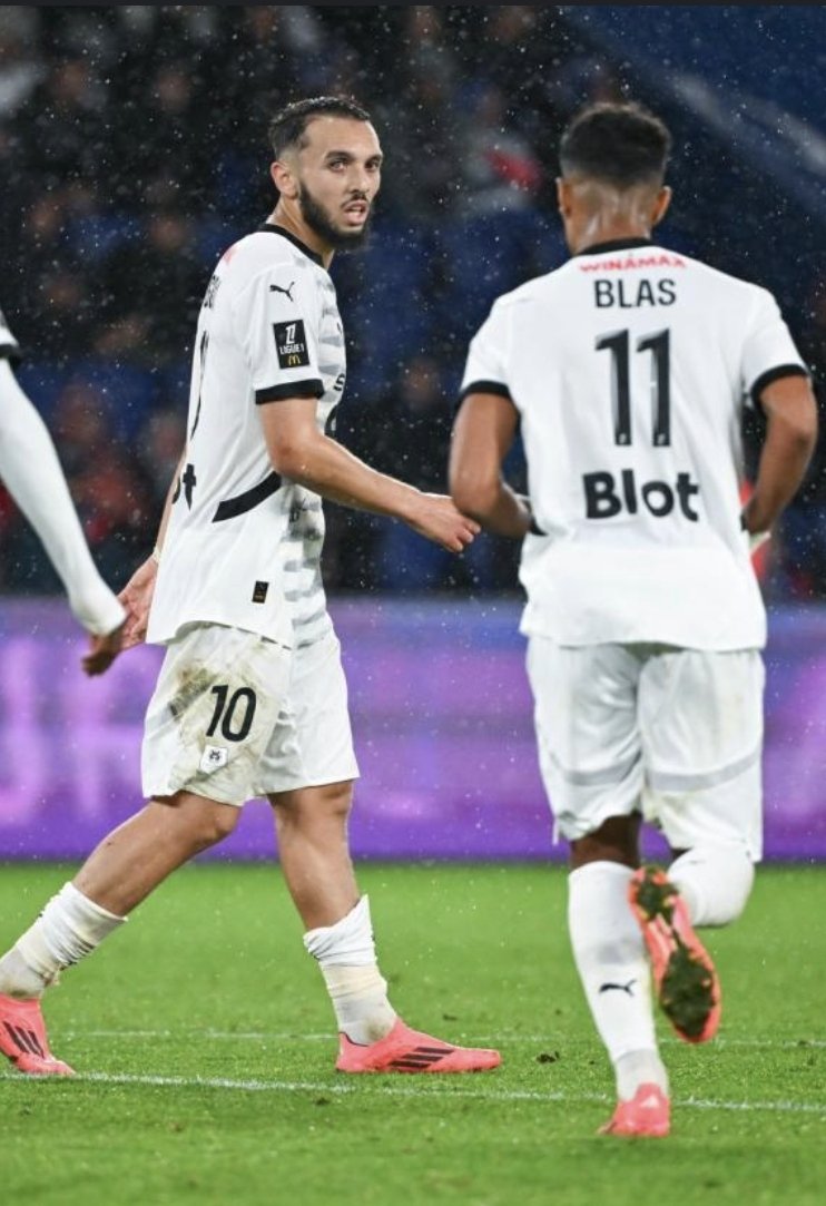 ASSE_ufficiale's tweet photo. [𝑳𝒊𝒗𝒆] ⏱ 35' [2-2]

Quel coaching gagnant de la part de Christophe Galtier ! 🫡

#FCCASS #TFLigue2 #TFFederation #ForzaEternu https://t.co/fCNLaNkVG5