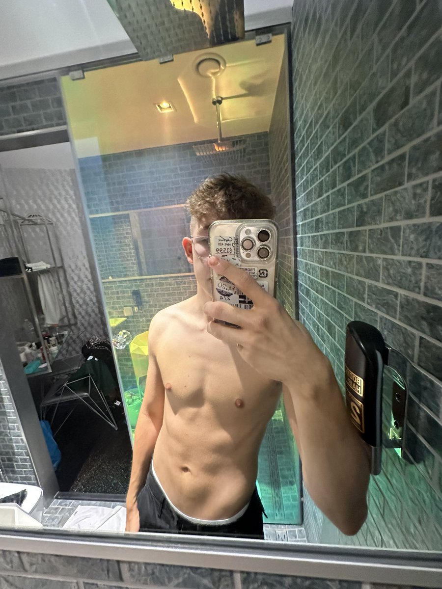 xroko9's tweet photo. 👀 https://t.co/3JRZcPV4Yl