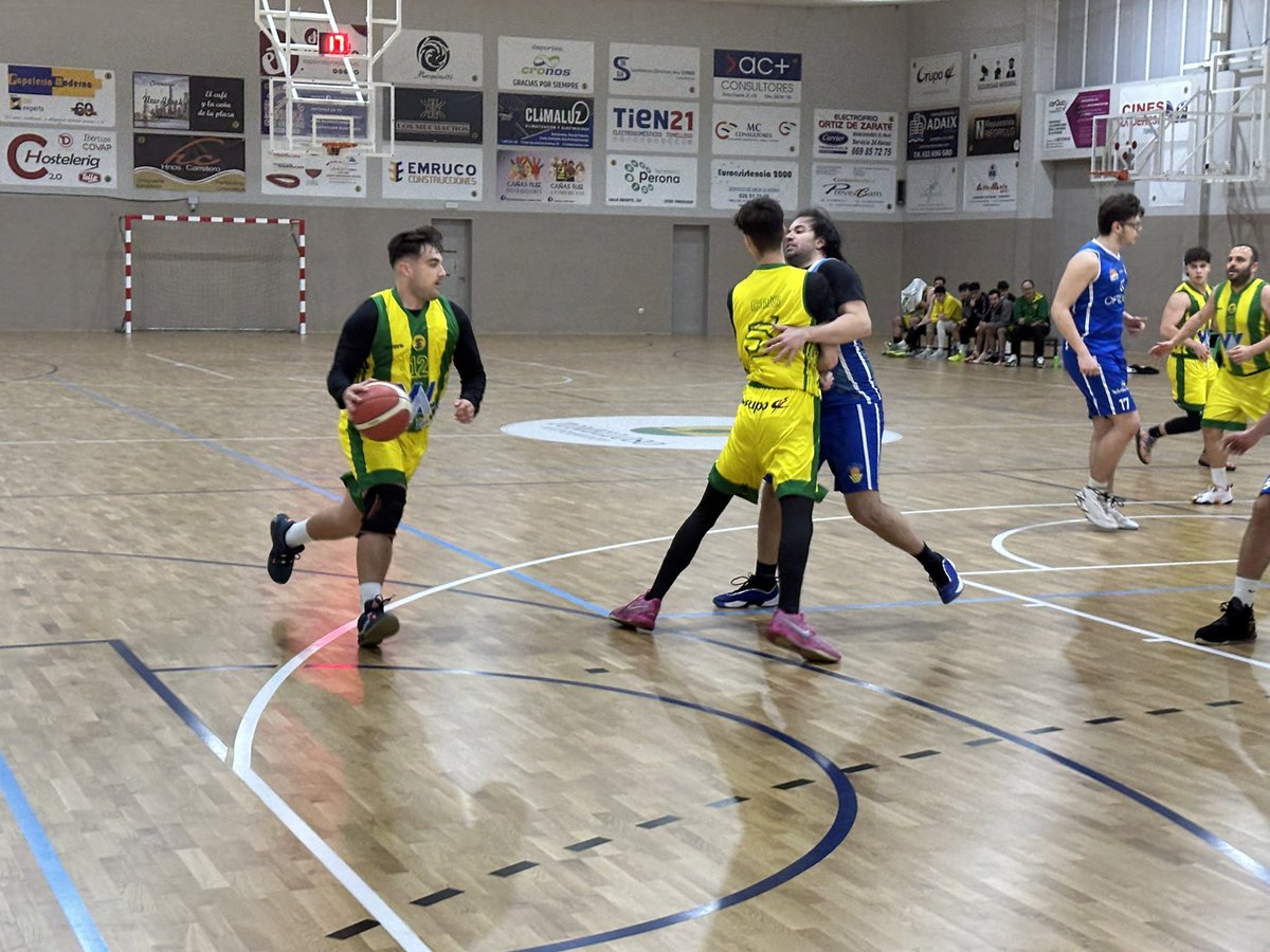 cbttomelloso's tweet photo. 🏀 GAME DAY @jvsegurinver 🏀

💛 1ª AUTONÓMICA 💚
🏆 Liga - Jornada 10
🏠 Pabellón “San José”
🗓️ Sábado 18
🕢 19:30h
🆚 @CBManzanares 

FINAL
Val Brokers C.B Tomelloso 92
C.B Opticalia Manzanares 61

#valbrokerscbtomelloso
#creciendojuntos
💪🏼🏀💪🏼 https://t.co/VgMhuCvbzd