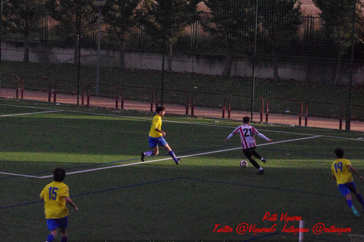 Victoria esta tarde tras la vuelta a la competición después de las navidades
A seguir trabajando!!!!💪💪⚽⚽⚽
<a href="/SDLogrones/">SD Logroñés</a>           4
<a href="/CP_Calasancio/">C.P.Calasancio</a>       1