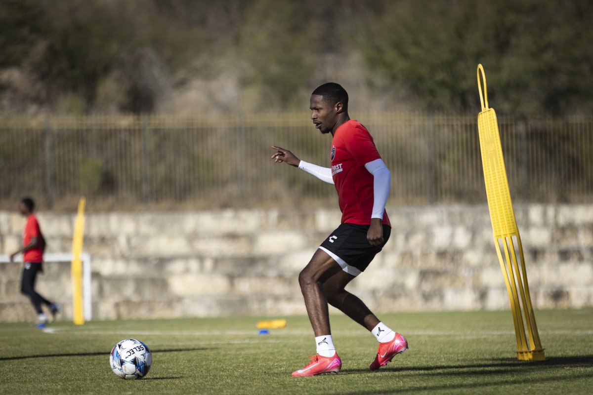 SanAntonioFC's tweet photo. 𝗗𝗮𝘆 𝗼𝗻𝗲☝️ 

2025 training camp has officially begun 👏 #Defend210 https://t.co/bjzaNm7HMK