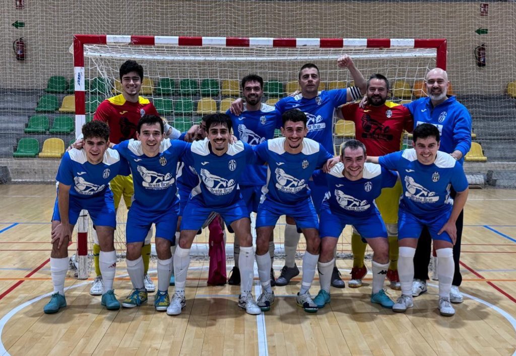 mariano_jota's tweet photo. 🏆 3ª División - Grupo 3
🗓️ Jornada 14
📅 18/01/2025
🕔 17:10 H.
🏟 P.M. Fco. Fdez. Ochoa
3️⃣ @cascoantiguofs
1️⃣ @futsalchamberi
@Davidel9deltoro ⚽️⚽️
#Chechu ⚽️ https://t.co/SDwAp9Gsc1