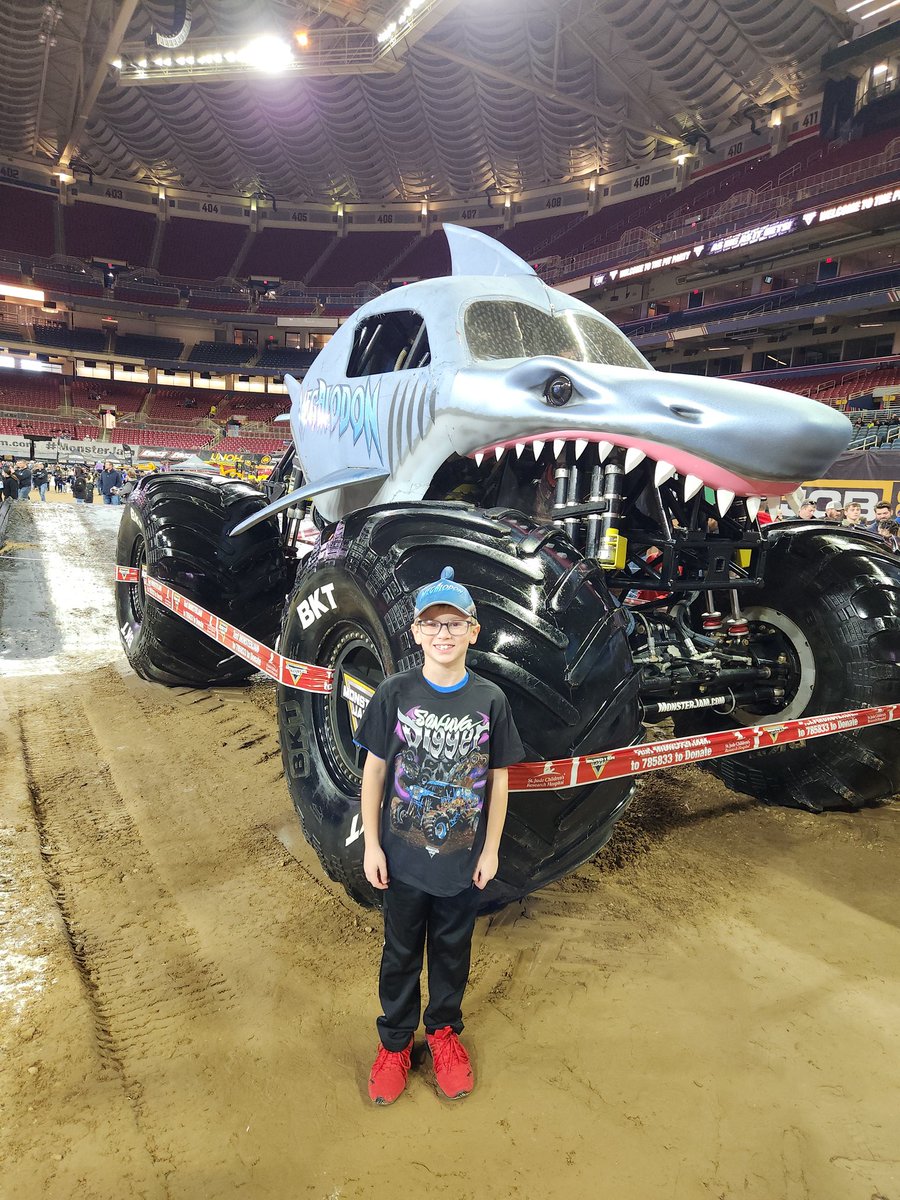 drays81's tweet photo. Monster Jam 2024!!

#MonsterJam https://t.co/sRoYhUnLm5