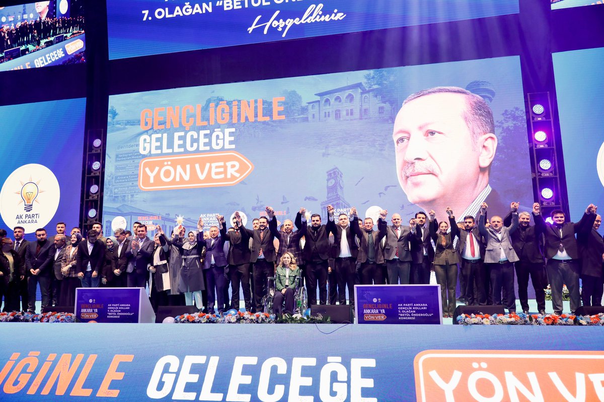 📍Ankara

'Gençliğinle Geleceğe Yön Ver' dediğimiz kongremiz için Ankara’dayız🙋🏻‍♂️

Genel Başkan Yardımcılarımız Sn. <a href="/_fatihsahin/">Fatih Şahin</a> ve Sn. <a href="/DrOmerileri/">Dr. Ömer İleri</a> Başkanımız Sn. <a href="/eyupkadirinan/">Eyyüp Kadir İnan</a> İçişleri Bakanımız Sn. <a href="/AliYerlikaya/">Ali Yerlikaya</a>,TBMM Dışişleri Komisyonu Başkanımız Sn. <a href="/fuatoktay/">Fuat Oktay</a>, ve