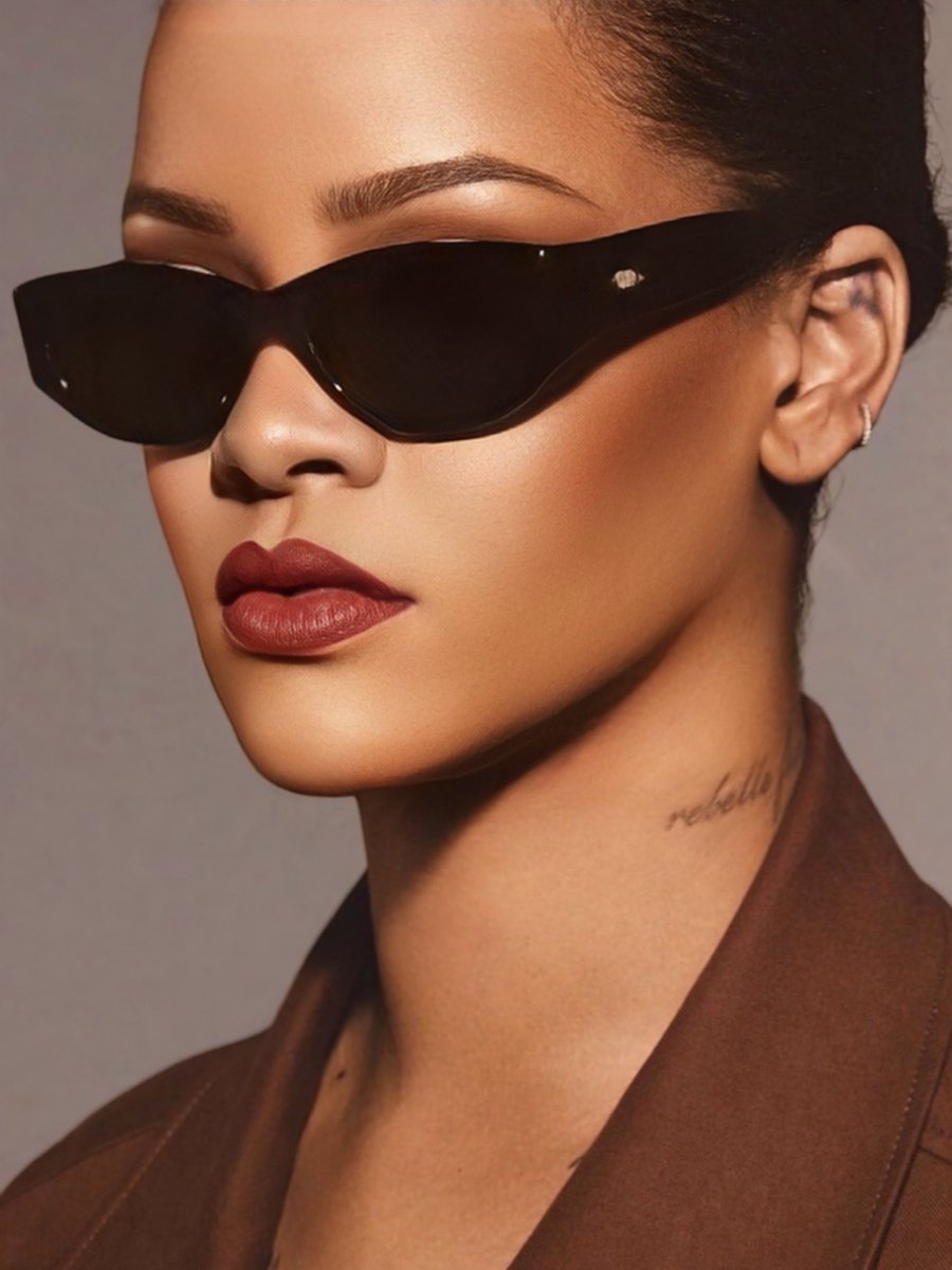 The earliest recorded use of eyeglasses dates back to approximately 1284 in Italy.