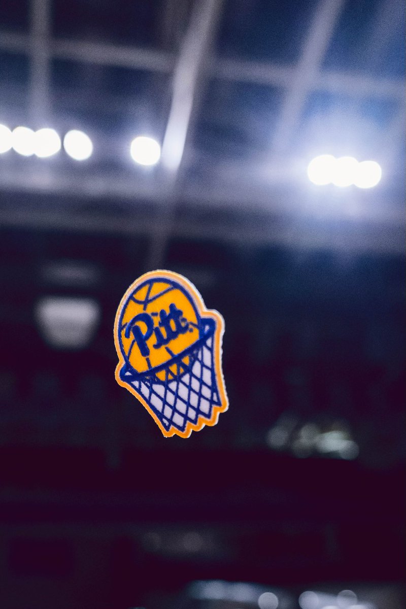 Pitt_WBB's tweet photo. We’re pumped for Girl Scout Day! Early arriving Scouts will receive this Pitt Basketball patch!

🎟️ https://t.co/07kHjdC6MV https://t.co/fy8xsvNe21