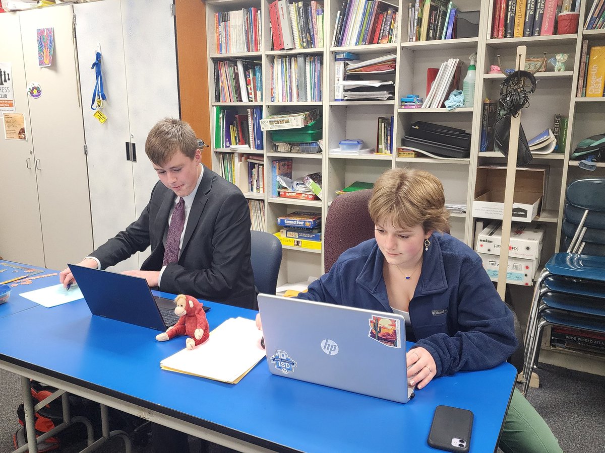 Hayden BA are undefeated after 6 prelims. We clinched the 1 seed and are negative vs Augusta in quarterfinals. 

Gaggero and Funk wind up 3-3 and miss the top 8. Still an impressive tournament for them.