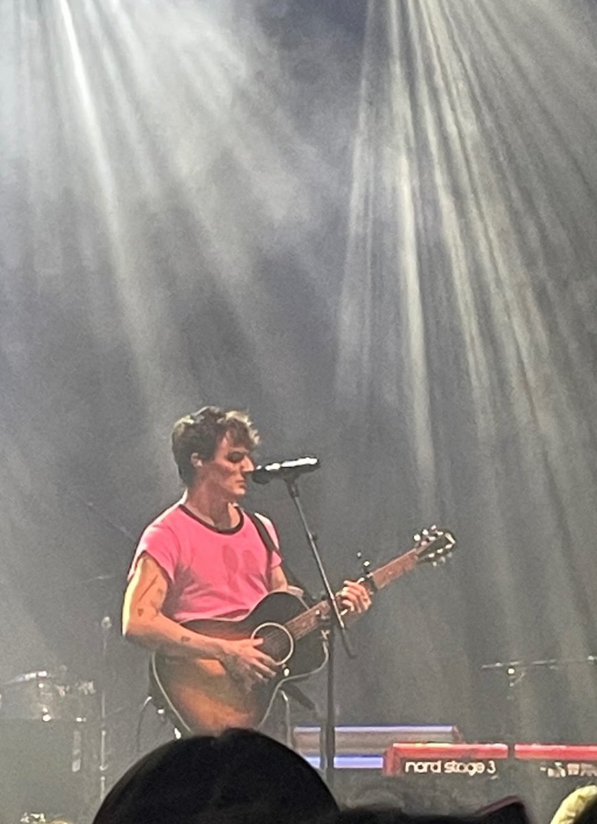 thomas_notify's tweet photo. A thread 🧵

#ThomasDay opening for Joshua Bassett at the O2 Institute in Birmingham, UK tonight https://t.co/FUtcCN2rik
