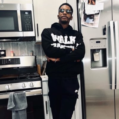 LittyWitTitty's tweet photo. #NewProfilePic https://t.co/vVXkbtcr2D