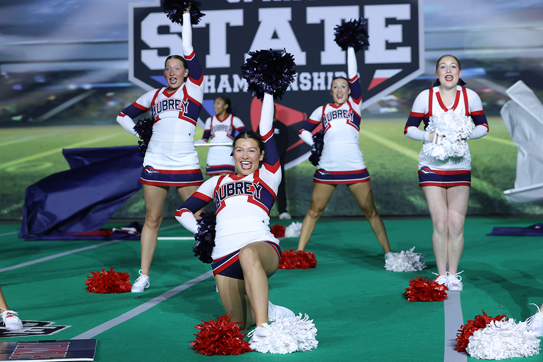 uiltexas's tweet photo. Congratulations to the back-to-back 4A-DI #UILState Spirit Champions, Celina High School! 🏆🎉

FINAL STANDINGS*
🥇 Celina
🥈 Comal Davenport
🥉 Aubrey

*Incomplete results were announced and posted on UIL social media. While the champion and runner-up were correct, other placements—including third place—were impacted. We sincerely apologize for this mistake and the confusion and disappointment it caused.

Corrected Final Standings: https://t.co/XxrexcB3fg