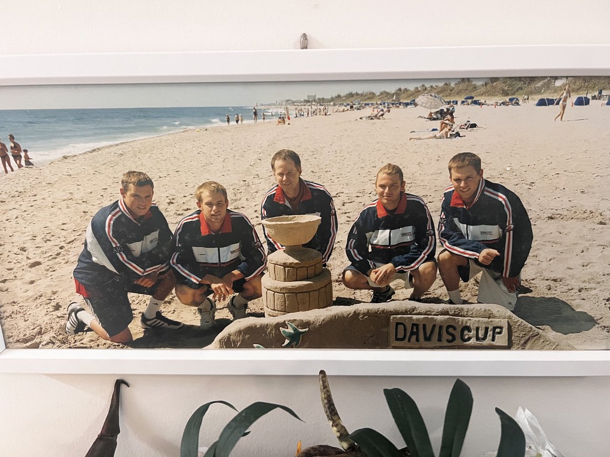 TennisPublisher's tweet photo. “Are these your kids?” Asked the Winter renter in my Vero Beach tennis (and padel) condo today. “No,” I politely answered about the photo on the wall of the 2004 U.S. Davis Cup team in a photo opp I created in Delray Beach, Florida #Roddick #Fish #Bryans #PatMac https://t.co/856A5Qnv6t