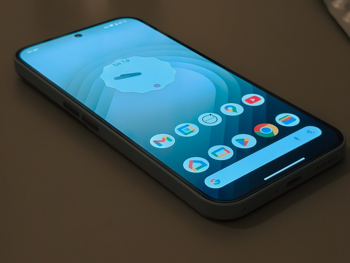 unxvsn's tweet photo. Irgendwie glaube ich, dass Nothing einfach die modernere Pixel-Serie ist. Eigentlich könnte dieses Smartphone ein Pixel sein. NothingOS ist einfach so schön und geschmeidig 😍Alleine die Widgets mit so viel Liebe 🥰
#NothingPhone2aPlus
@nothing https://t.co/SVuXsEg8rn