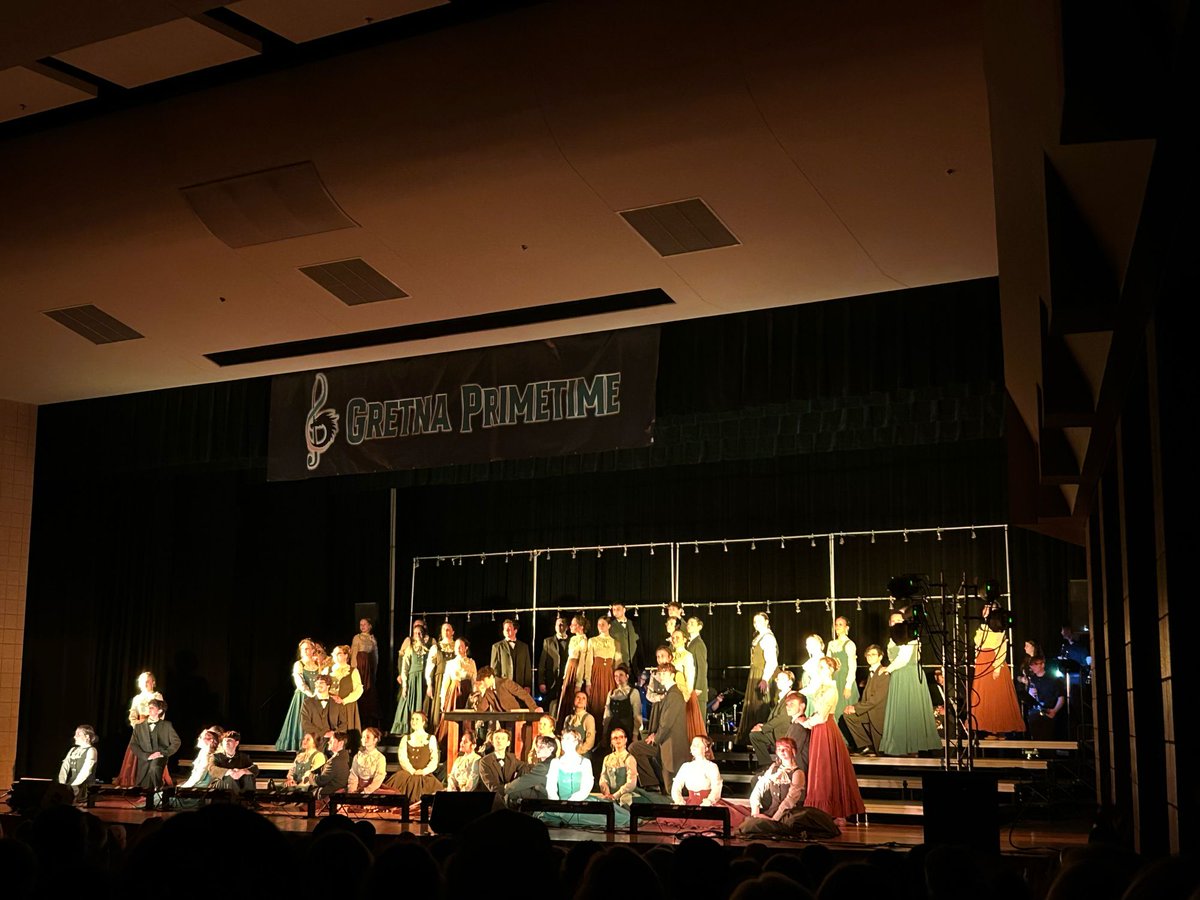 GretnaPrimetime's tweet photo. Gretna East’s Equinox show featuring Thomas Edison and the moral that anyone can change the world was electric!⚡️ 💡 https://t.co/0niGjDoMEd