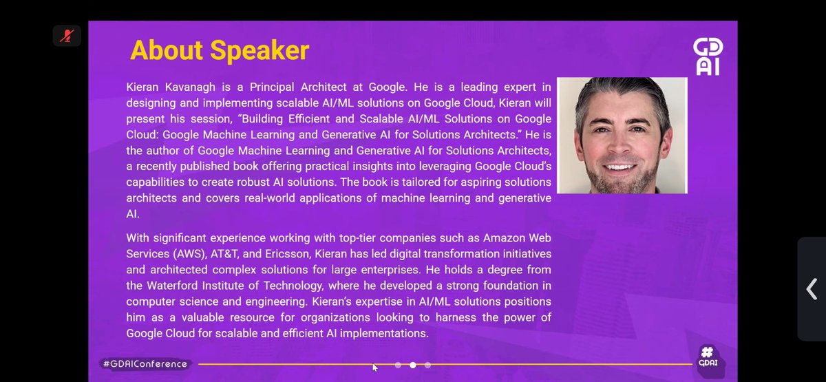 DataGlobalHub's tweet photo. Global Data and AI tech Conference 
Kieran Kavanagh is taking every attendees on a knowledge trip , sharing insights and patterns to “Scaling Production ML in the Cloud”. This is incredible . A top level expert in the industry 👏. See you next time

#GDAI #DataGlobalHub #AI https://t.co/4DFUWmXmPc