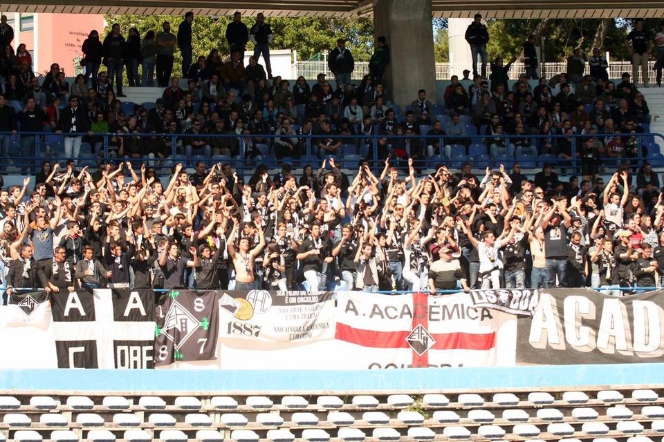 kiko13_martins's tweet photo. Que possamos, como em 2016, invadir o Restelo. Ainda não acabou 🤞🖤 https://t.co/a3nurN7sAf