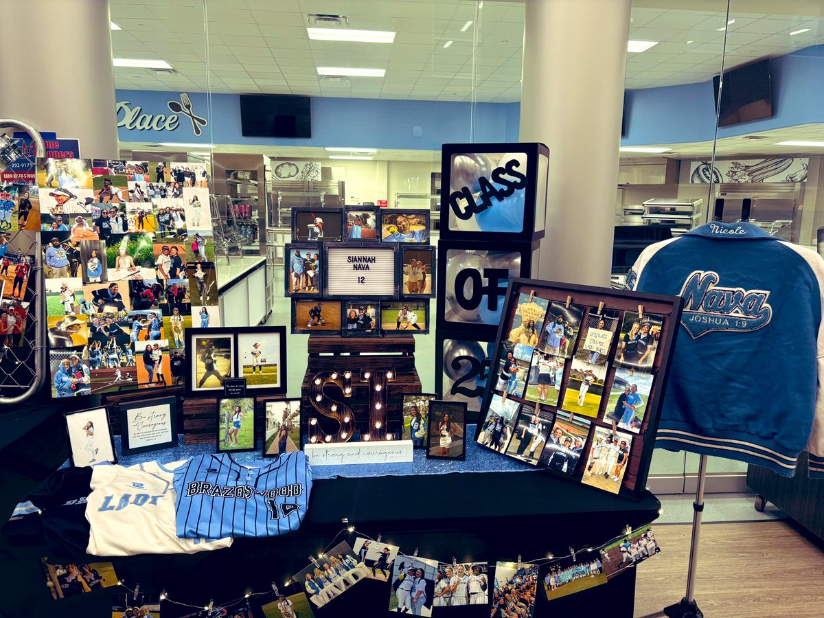 Softball banquet 💙
#seniortable
#classof2025