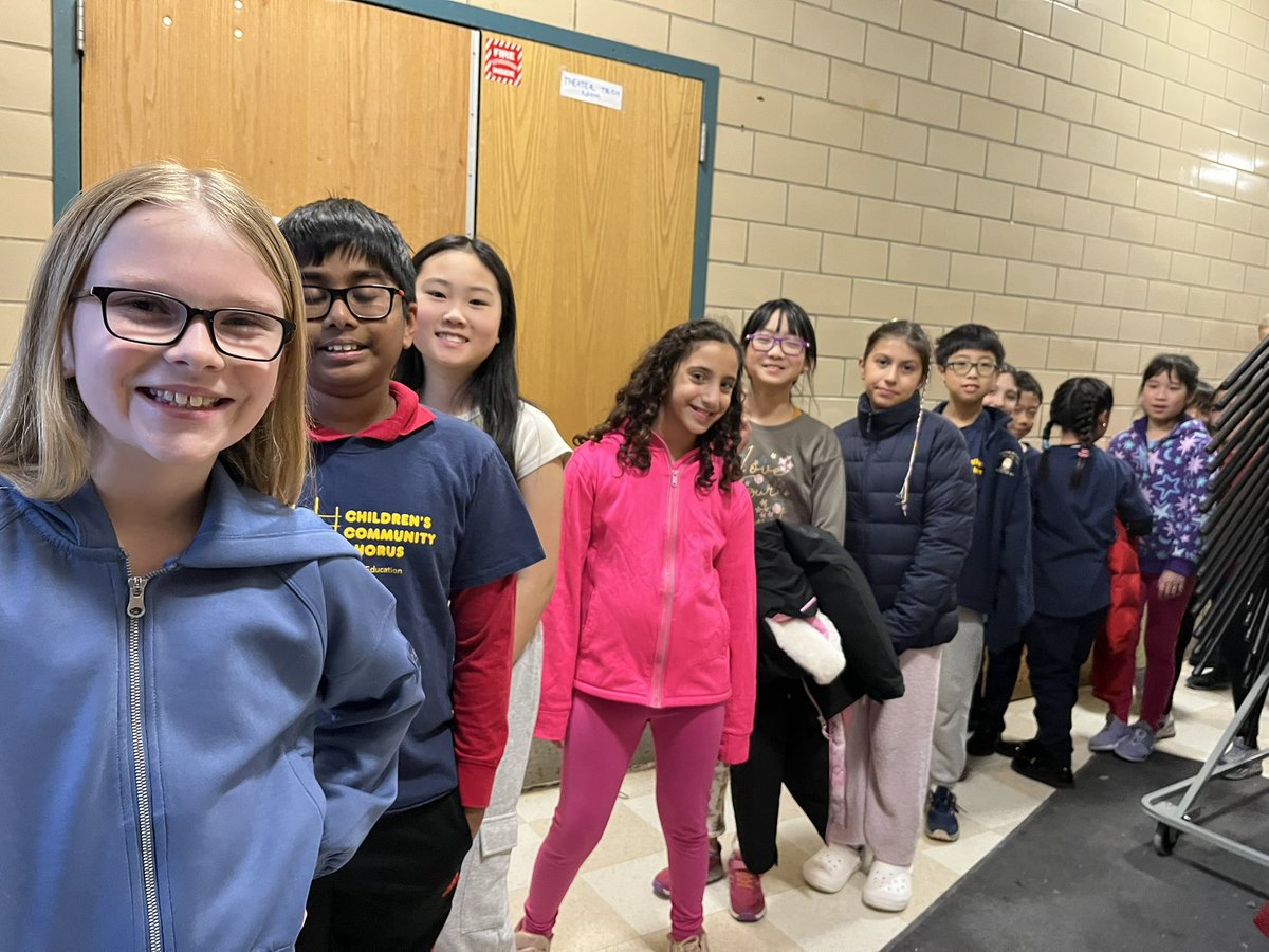 CCCSingers's tweet image. Rehearsal done ✅
CCC is ready to go for tonight’s SOLD OUT Lunar New Year Gala!! ☺️@CAALsince1983 @lexingtonsuper @lexcommunityed