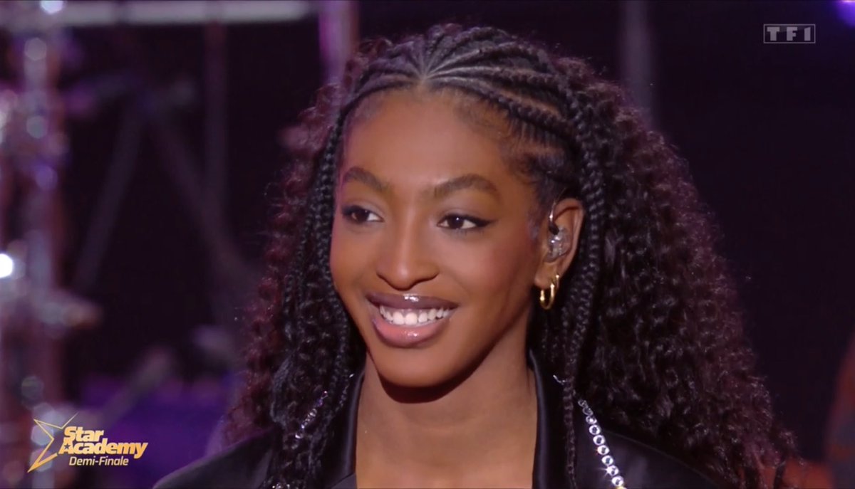 resca_media's tweet photo. 🌟 #StarAcademy2024 : Il paraît qu’on ne peut pas voter depuis les Antilles… Soutien total à Ebony, la talentueuse Guadeloupéenne et fille du chanteur Thierry Cham !

Pour ceux qui veulent voter, envoyez 1 au 71500 et aidez notre étoile à décrocher sa place en finale.

@StarAcademyTF1