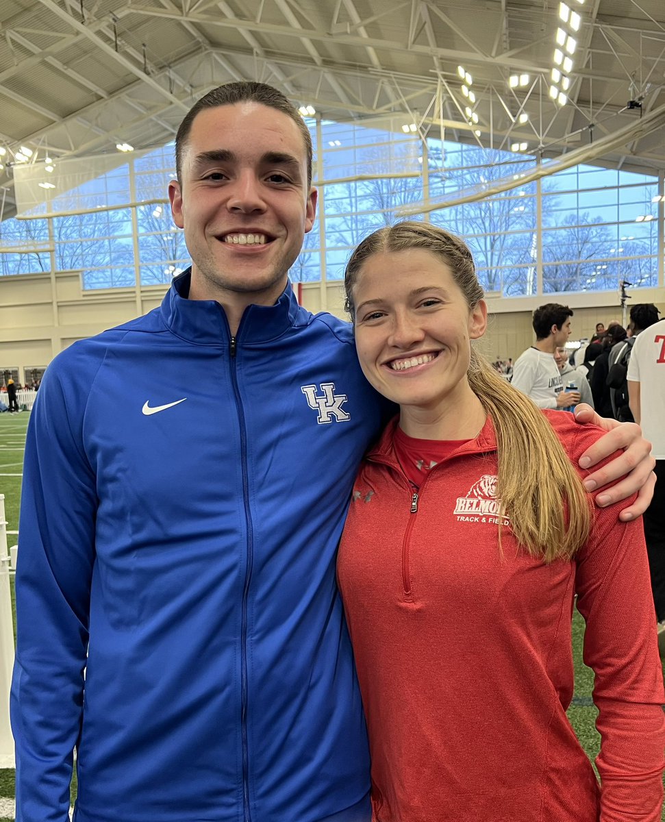 justusrg1's tweet image. Love when these mini reunions happen 🥰 @AlexJustus24 @GarterBrooke @caleb_chunn at the Vanderbilt Indoor Invitational @kingsathletics #NextLevelKnights #OnceAKnightAlwaysAKnight