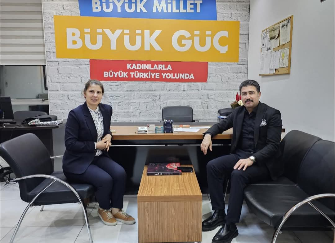 📍Denizli İl Başkanlığı 

Denizli Milletvekilimiz Sayın <a href="/avcahitozkan/">Cahit ÖZKAN</a> İl Kadın Kolları Başkanımız Sayın <a href="/mnevvertekasla1/">Münevver Tekaslan🇹🇷</a> 'a hayırlı olsun ziyaretinde bulundu.

Sayın Vekilimize nazik ziyareti ve güzel temennileri için teşekkür ederiz.

#AKparti #RecepTayyipErdoğan #denizli