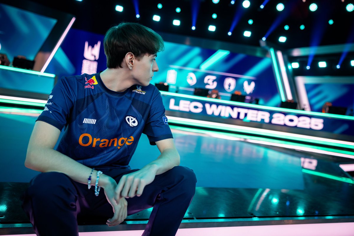 [Sources] G2 considered offering Karmine Corp a trade: Skewmond, Hans Sama, Caps, Labrov, Drake, Nashor, Nexus Tower and Nexus (and a massive buyout) for Caliste. 

Caliste wasn't interested.