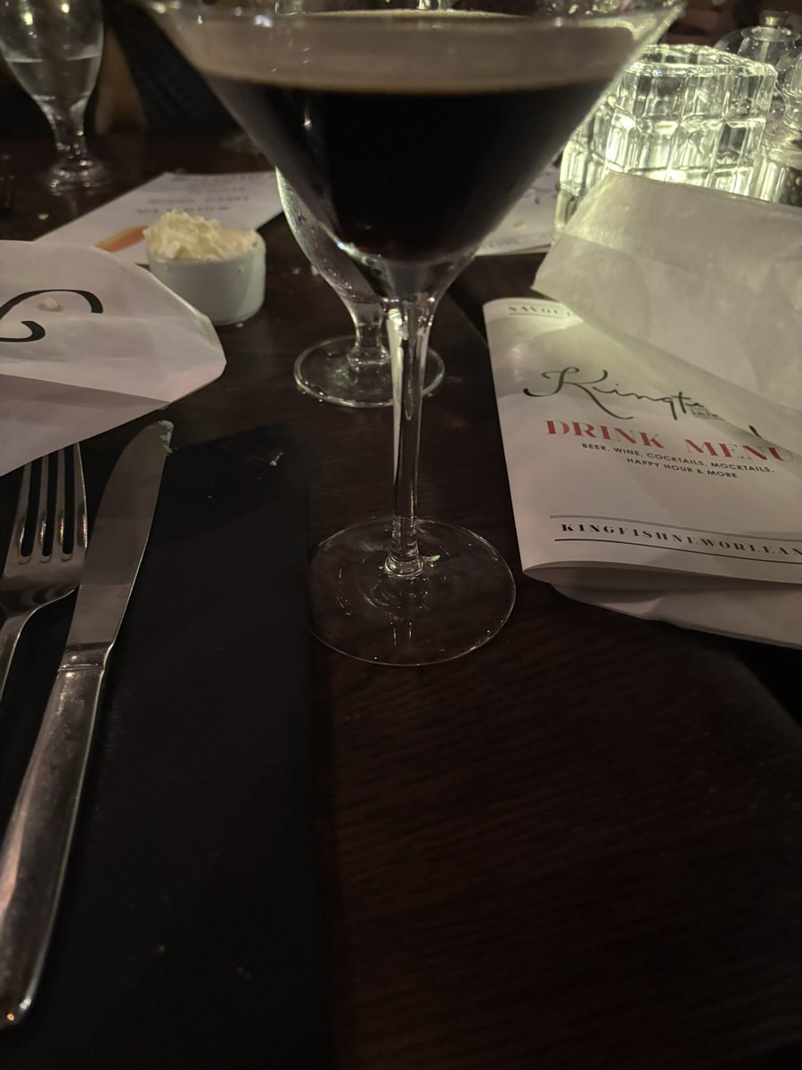 jitimus_prime's tweet image. Yeah yall mind if I tap the fuck in?! #nola #formal