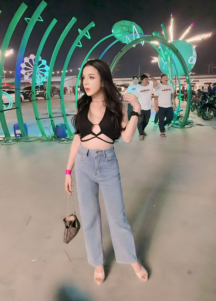 เอว 26 อก35 สูงร้อยกว่า💖🤫