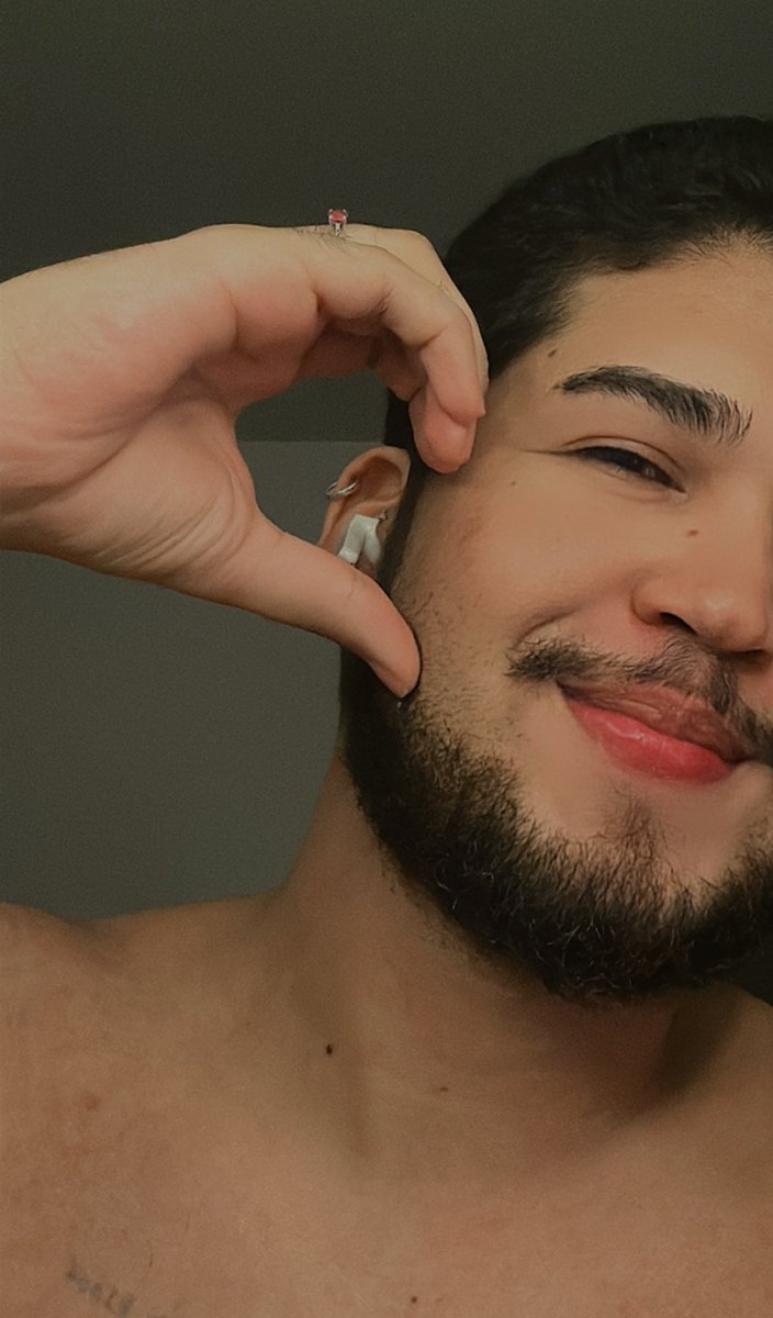 raphaelraymd's tweet image. Boa noite pessoas, aparecer aq, só pq gostei da foto