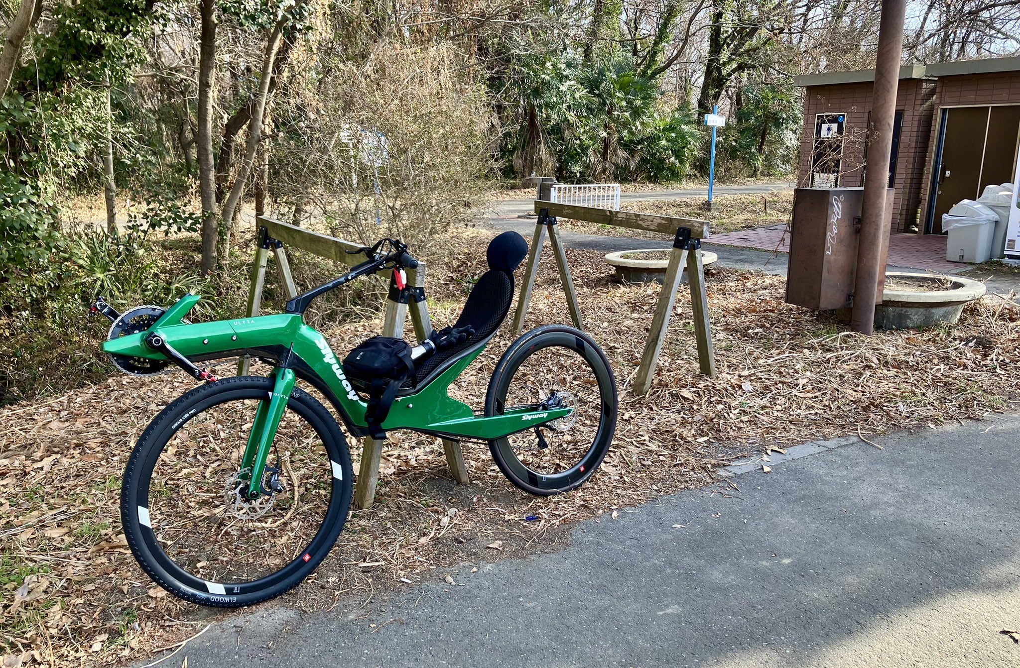 自転車本体 Bianc hiniro7 楽天市場】BIANCHI ビアンキ 2025年モデル VIA NIRONE7 SORA 9SP