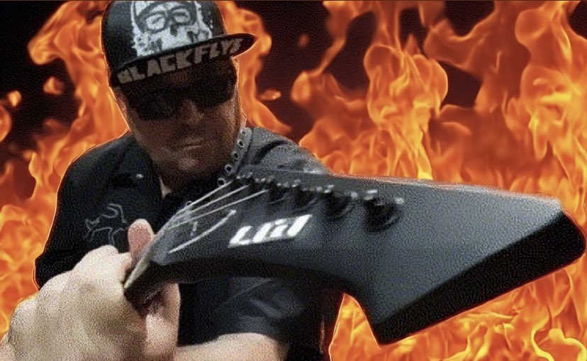 🎥Tomorrow is last call! PLEASE SEND A 5 sec VIDEO CLIP to our EMAIL if you want to be in our video for Sticks and Stones coming in late February.🤘
Honeybonerush@gmail.com