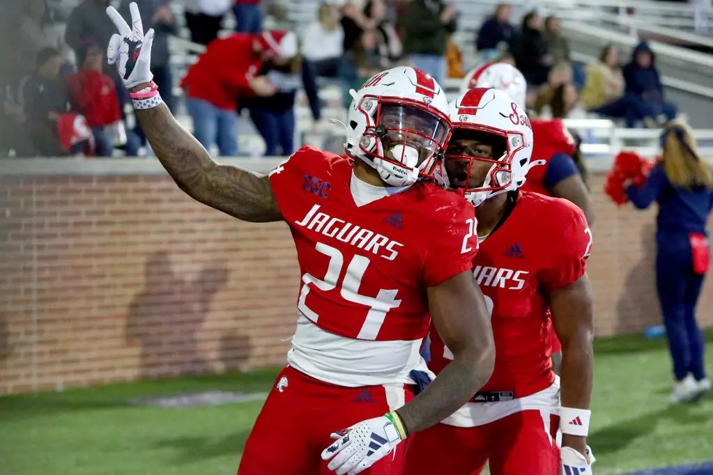 Monroe Partin (@monroe_partin25) on Twitter photo ๐จAfter a great visit and conversation with <a href="/CoachApplewhite/">Major Applewhite</a> Iโm blessed to receive an offer from <a href="/SouthAlabamaFB/">South Alabama Football ๐</a>
<a href="/CoachCleminson/">Cameron Cleminson</a> <a href="/Trew30_/">Coach TREW</a> <a href="/CoachWindham/">Will Windham</a> <a href="/Coach_JO_/">Jason Onyebuagu</a> <a href="/On3Recruits/">On3 Recruits</a> <a href="/JagsFB_Recruits/">South Alabama Football Recruiting ๐</a> ๐จAfter a great visit and conversation with <a href="/CoachApplewhite/">Major Applewhite</a> Iโm blessed to receive an offer from <a href="/SouthAlabamaFB/">South Alabama Football ๐</a>
<a href="/CoachCleminson/">Cameron Cleminson</a> <a href="/Trew30_/">Coach TREW</a> <a href="/CoachWindham/">Will Windham</a> <a href="/Coach_JO_/">Jason Onyebuagu</a> <a href="/On3Recruits/">On3 Recruits</a> <a href="/JagsFB_Recruits/">South Alabama Football Recruiting ๐</a>