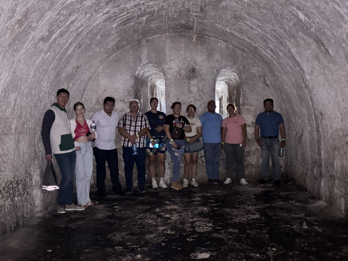 de_ejea's tweet photo. #Prisioneros #Visitantes #Conociendo la #Fortaleza de #SanJuandeUlua #selfiedelrecuerdo #graciasporsuvisita #guiasdeturistasejeaveracruz #elizabethaburto 👍 https://t.co/T7AohGQ36K