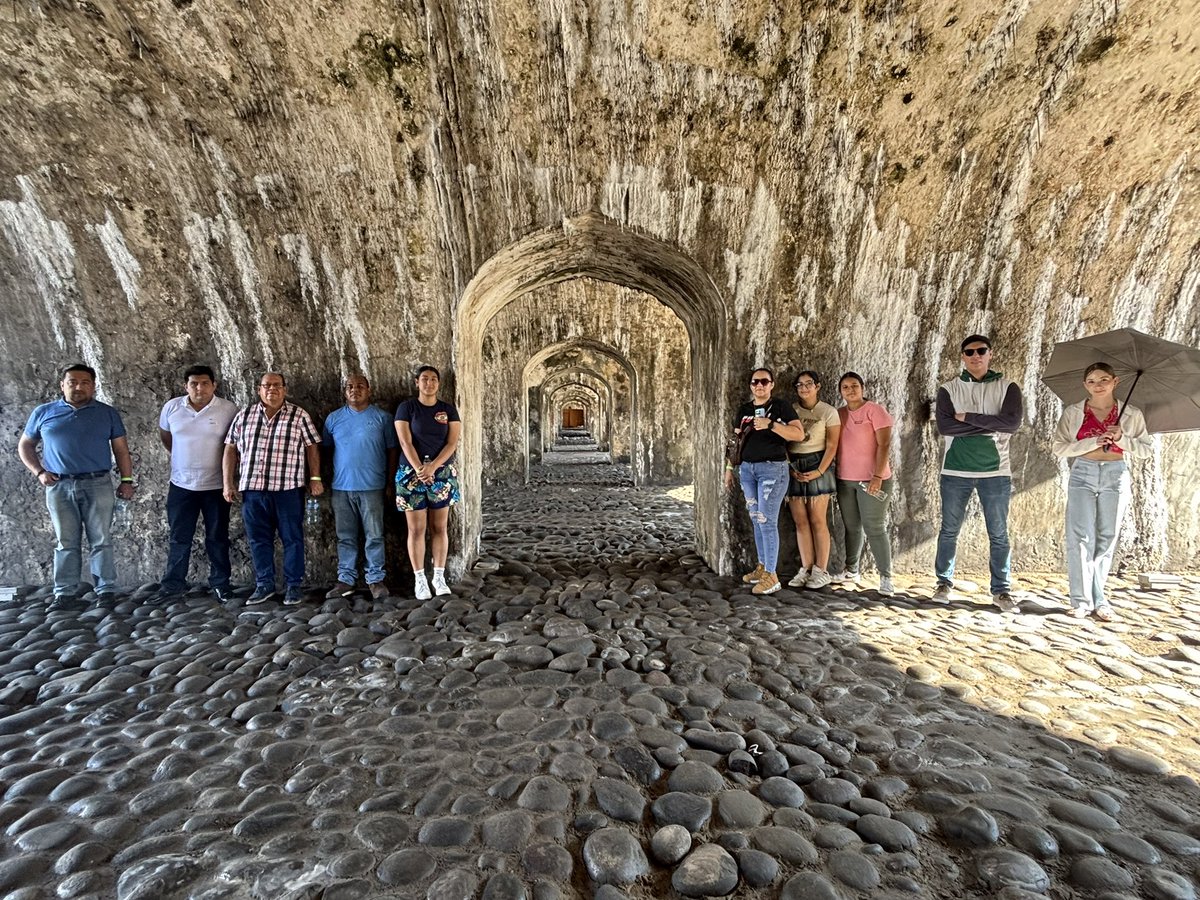 de_ejea's tweet photo. #Prisioneros #Visitantes #Conociendo la #Fortaleza de #SanJuandeUlua #selfiedelrecuerdo #graciasporsuvisita #guiasdeturistasejeaveracruz #elizabethaburto 👍 https://t.co/T7AohGQ36K