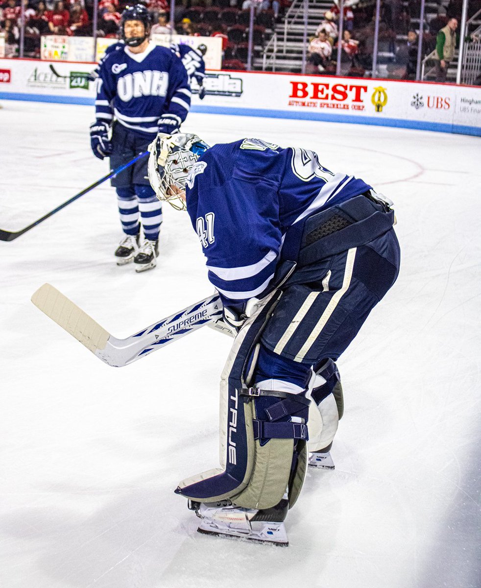 UNH Men's Hockey tweet media
