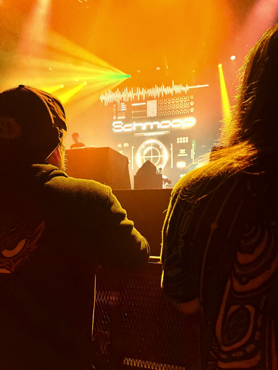 johnMontoni's tweet image. About last night…. Got me excited for jade in phoenix next week!!!