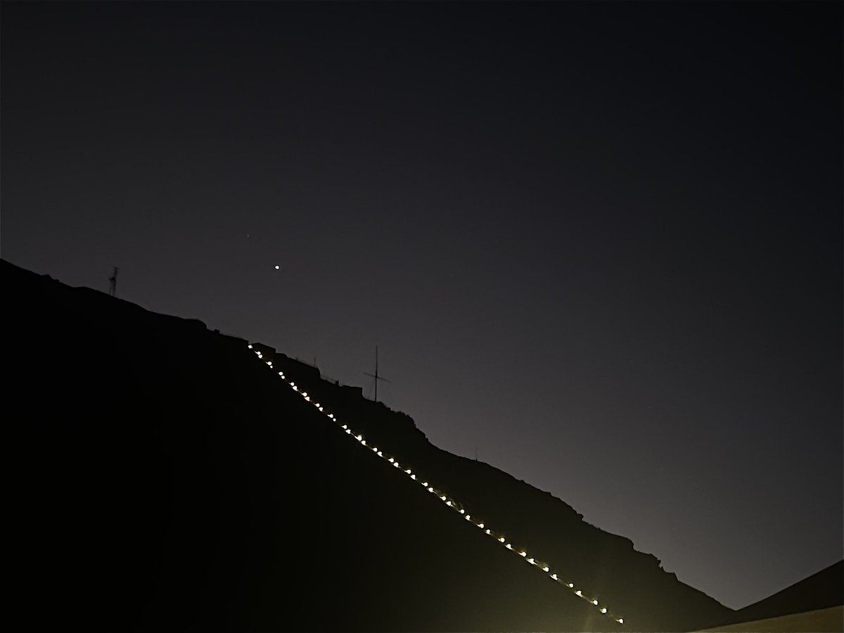 nutkinsc's tweet image. Summer evening on #sainthelena #southatlanticocean #island  #summer #jacobsladder #venus #nightsky
