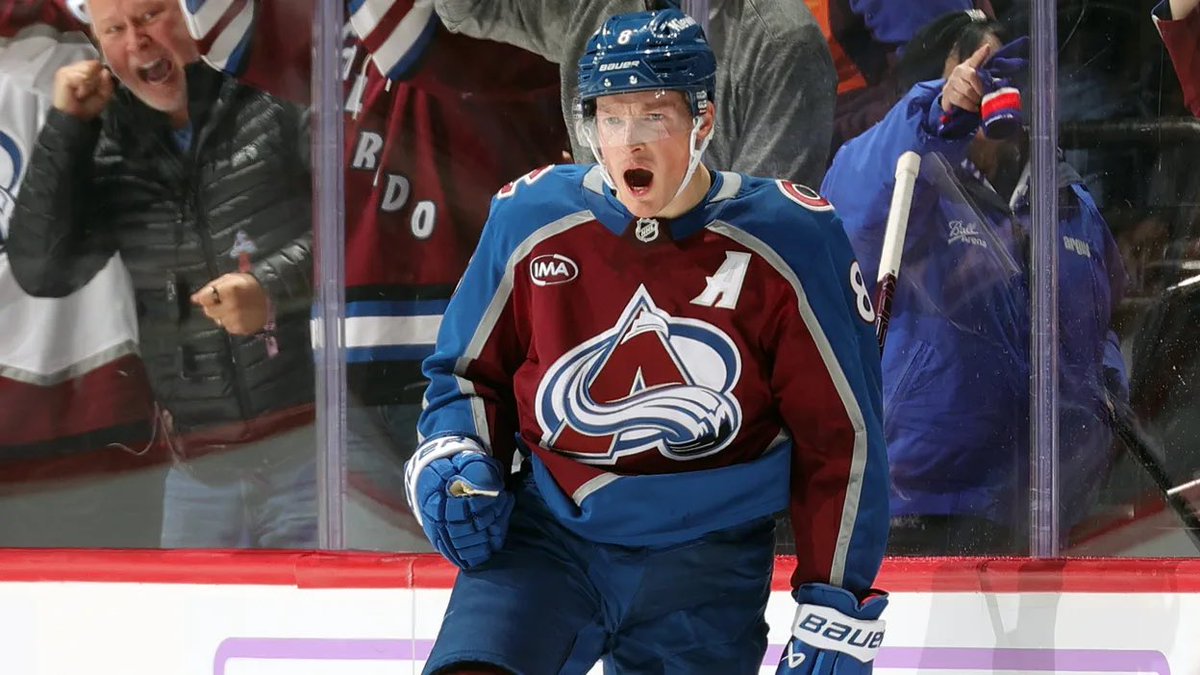 Colorado Avalanche defenceman Cale Makar has become the 6th fastest defenceman in NHL history to score 100 career goals!

1. George Boucher - 223 GP
2. Bobby Orr - 299 GP
3. Paul Coffey - 300 GP
4. Ray Bourque - 329 GP
5. Denis Potvin - 348 GP
6. Cale Makar - 362 GP
