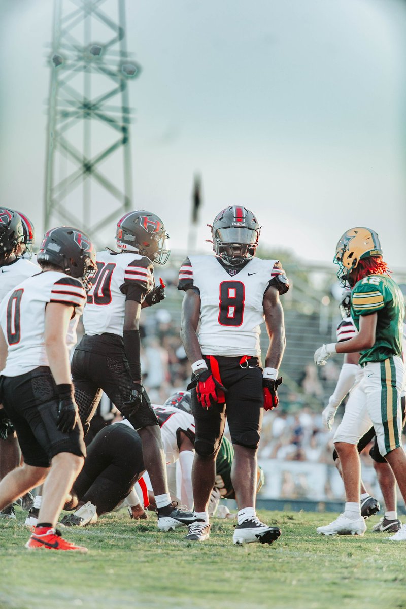 It’s not over yet 🙏🏾🙏🏾 #co2025 #hybrid #lineback #defensiveend 

hudl.com/v/2Qxi89