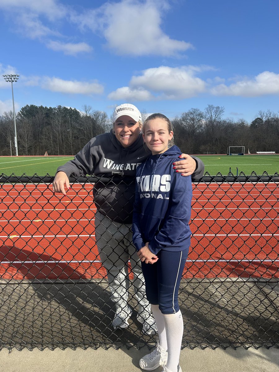 Attended another great camp <a href="/WingateSoftball/">Wingate Softball</a> today.  Love working with the players and coaches.  Always feels like I’m getting something out of each camp I attend. <a href="/StarsNatWalker/">Stars National Walker</a> <a href="/starsnationalfp/">Stars Organization</a> 

#OneDog
