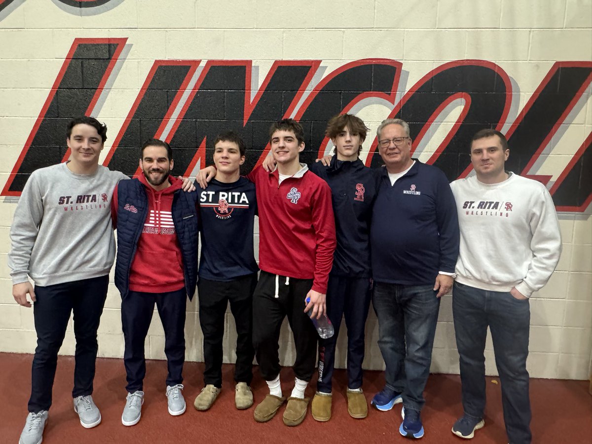 Congratulations to our Illini Classic place winners Jack Hogan 120 lbs. (7th), Nino Protti 132 lbs. (8th) and Micah Spinazzola 157 lbs. (5th). Next up the Chicago Catholic League Tournament.