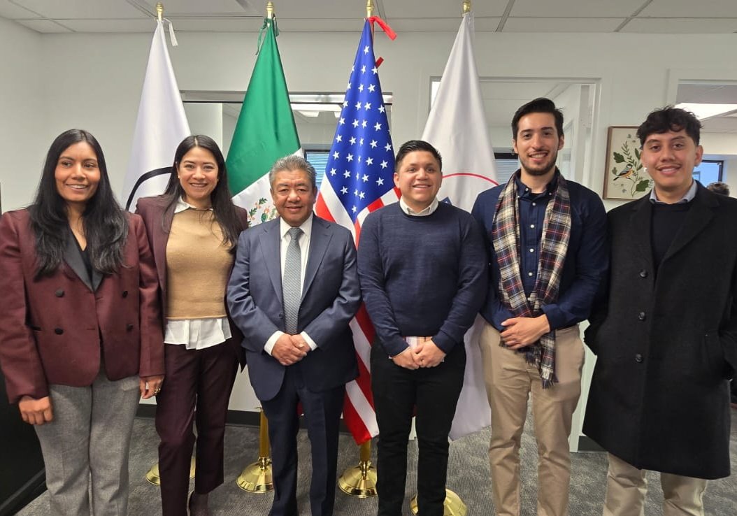 La nueva oficina de #FuerzaMigrante en #WashingtonDC podrá ser utilizada como un lugar central de trabajo por jóvenes mexican@s binacionales y profesionistas, interesados en reforzar y promover los programas de FM, con el objetivo de acelerar la integración y desarrollo de la